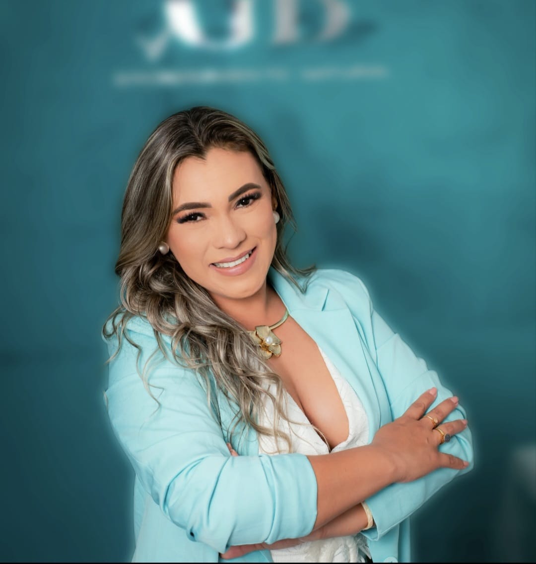 Débora Lucena — Glamour Bronze